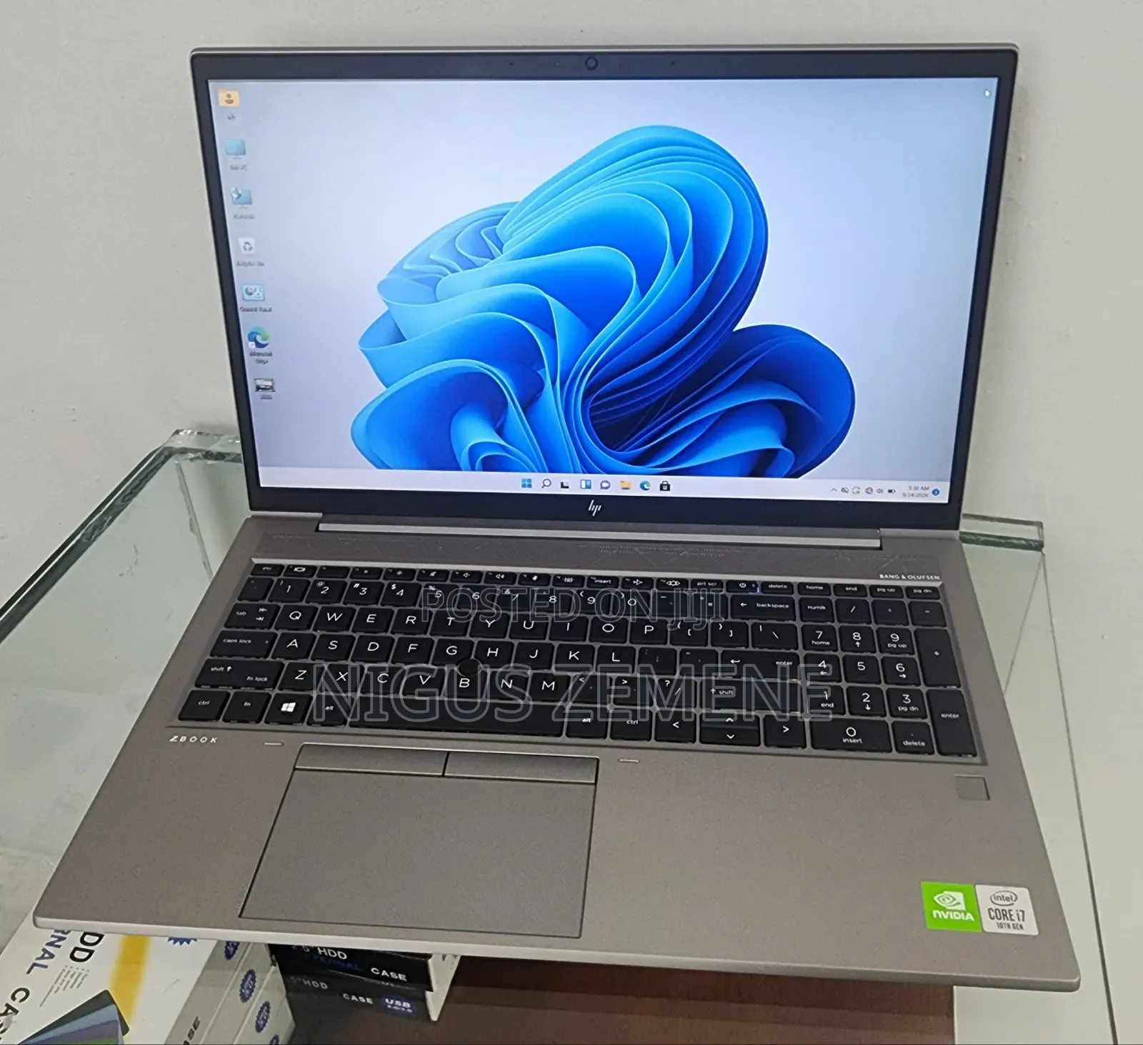 New Laptop HP ZBook 14 16GB Intel Core i7 SSD 512GB