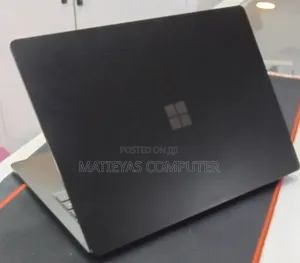 New Laptop Microsoft Surface Laptop 5 16GB Intel Core i7 SSD 256GB