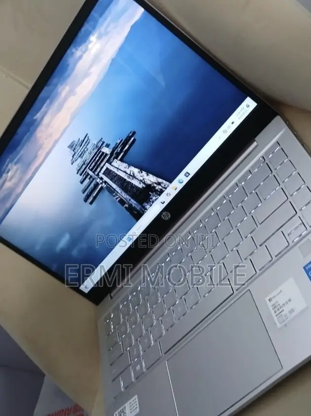 New Laptop HP Pavilion 14 16GB Intel Core i5 SSD 512GB