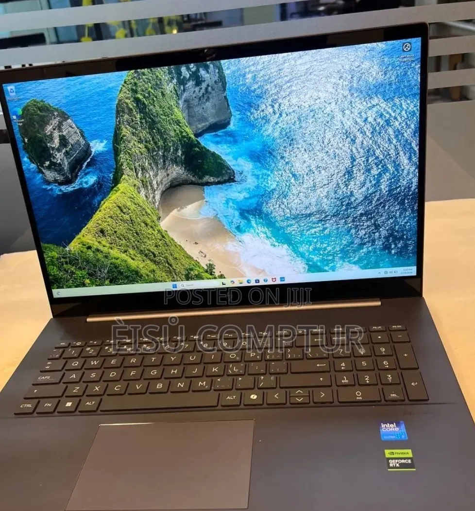 New Laptop HP Envy X2 16GB Intel Core Ultra 7 SSD 1T