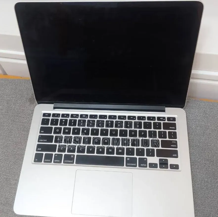 New Laptop Apple MacBook 2013 8GB Intel Core i5 SSD 256GB