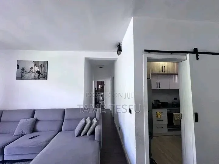 Furnished 3bdrm Apartment in Hayat, Yeka for sale
