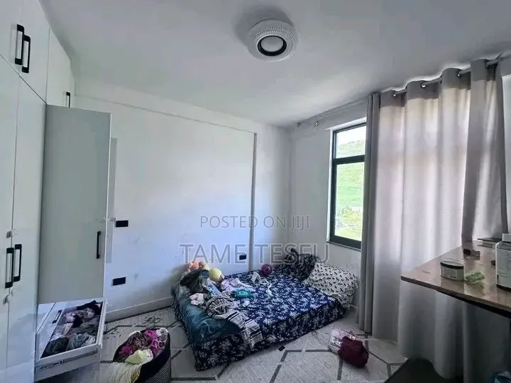 Furnished 3bdrm Apartment in Hayat, Yeka for sale
