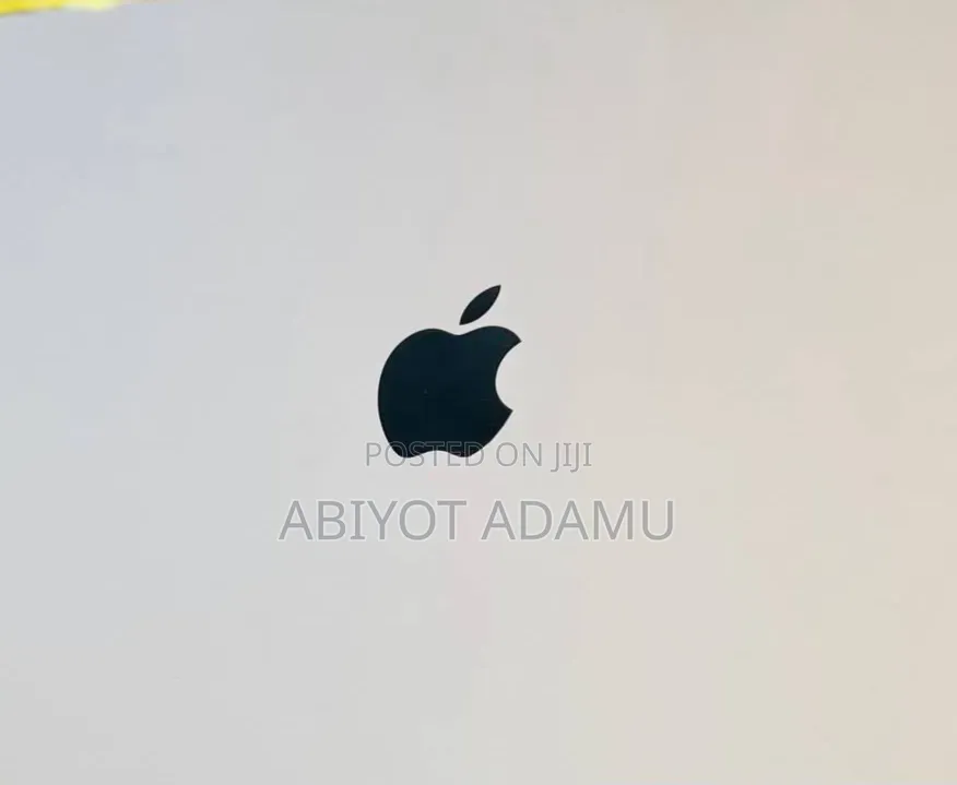 New Laptop Apple MacBook Pro 2021 M1 32GB Apple M1 Pro SSD 1T