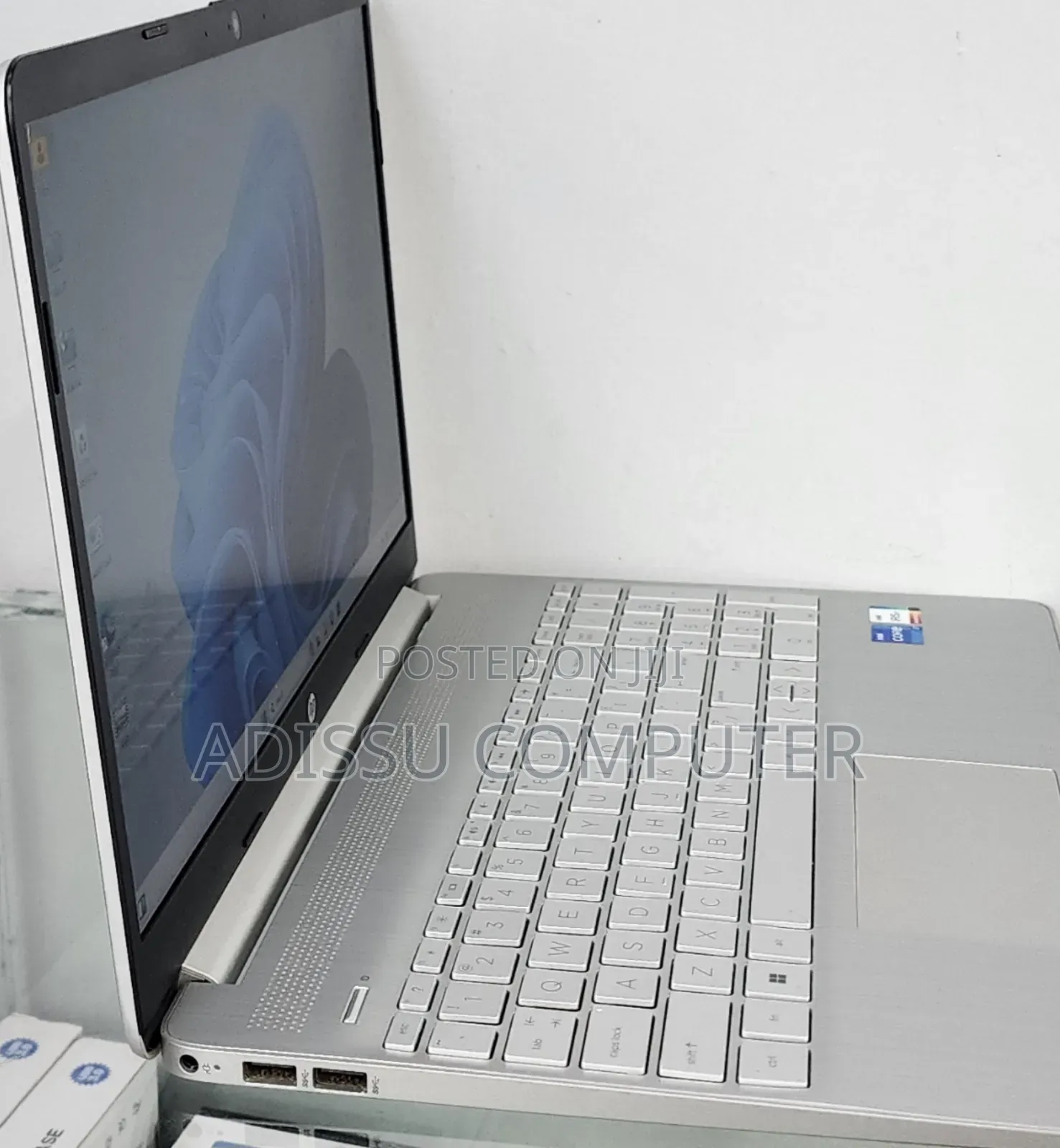 New Laptop HP Stream Notebook 16GB Intel Core i7 SSD 512GB
