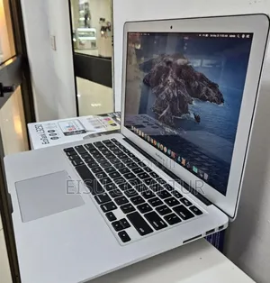 New Laptop Apple MacBook Air 2013 4GB Intel Core i5 SSD 128GB
