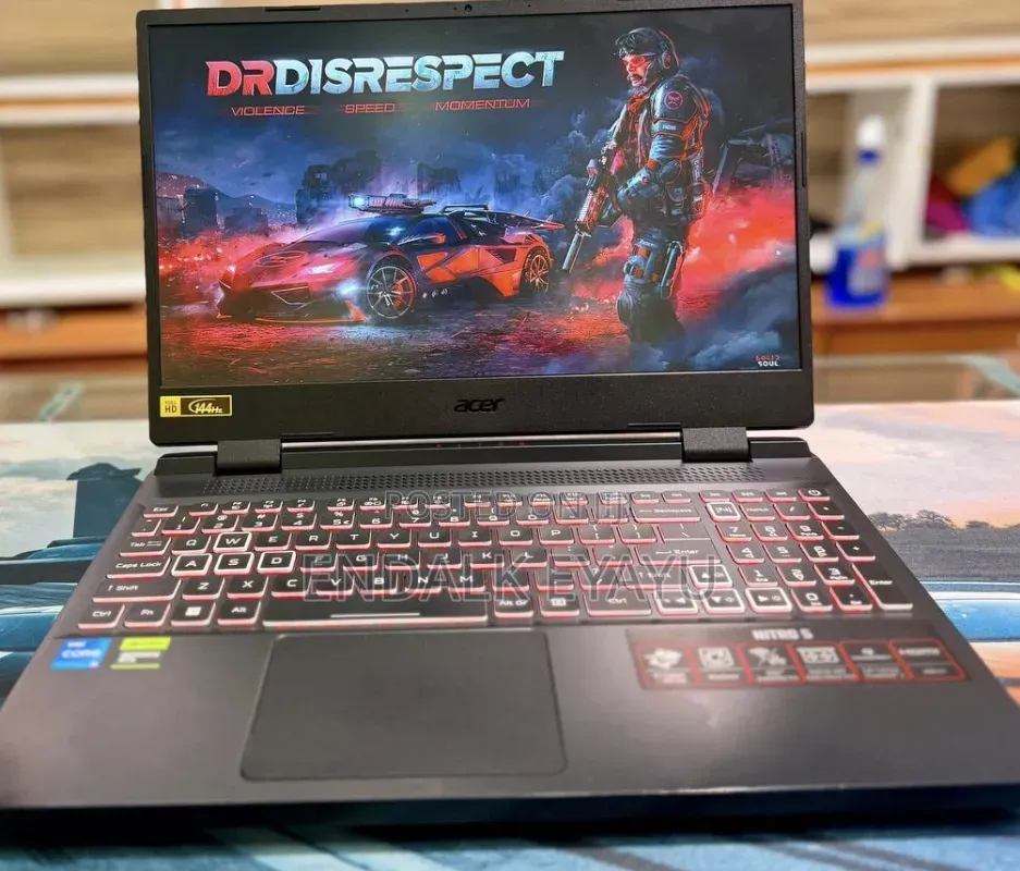 New Laptop Acer Nitro 16 16GB Intel Core i7 SSD 512GB