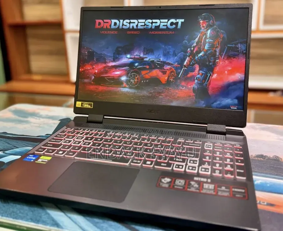 New Laptop Acer Nitro 16 16GB Intel Core i7 SSD 512GB