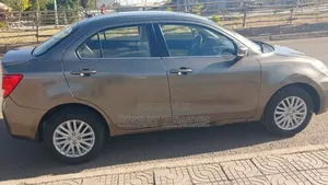 Suzuki Dzire 2022 Silver