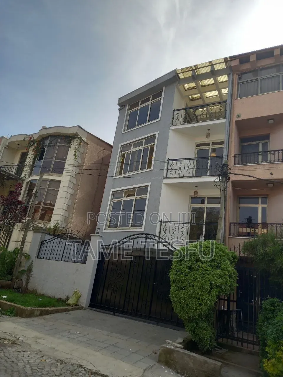 Furnished 8bdrm House in Semit, Bole for sale
