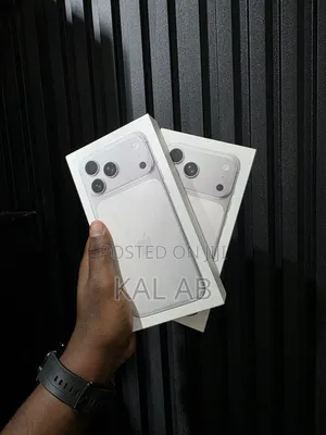 New Apple iPhone 17 Pro Max 256 GB Silver