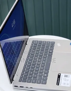 New Laptop HP OmniBook 5 14" 16GB Intel Core 7 SSD 512GB