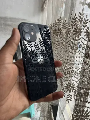 New Apple iPhone 12 128 GB Black