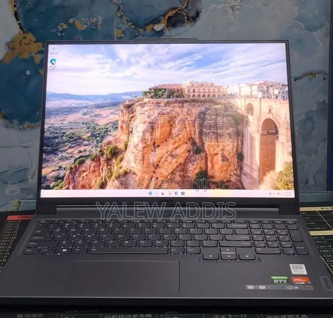 New Laptop Lenovo Legion 5 16GB AMD Ryzen 7 SSD 1T