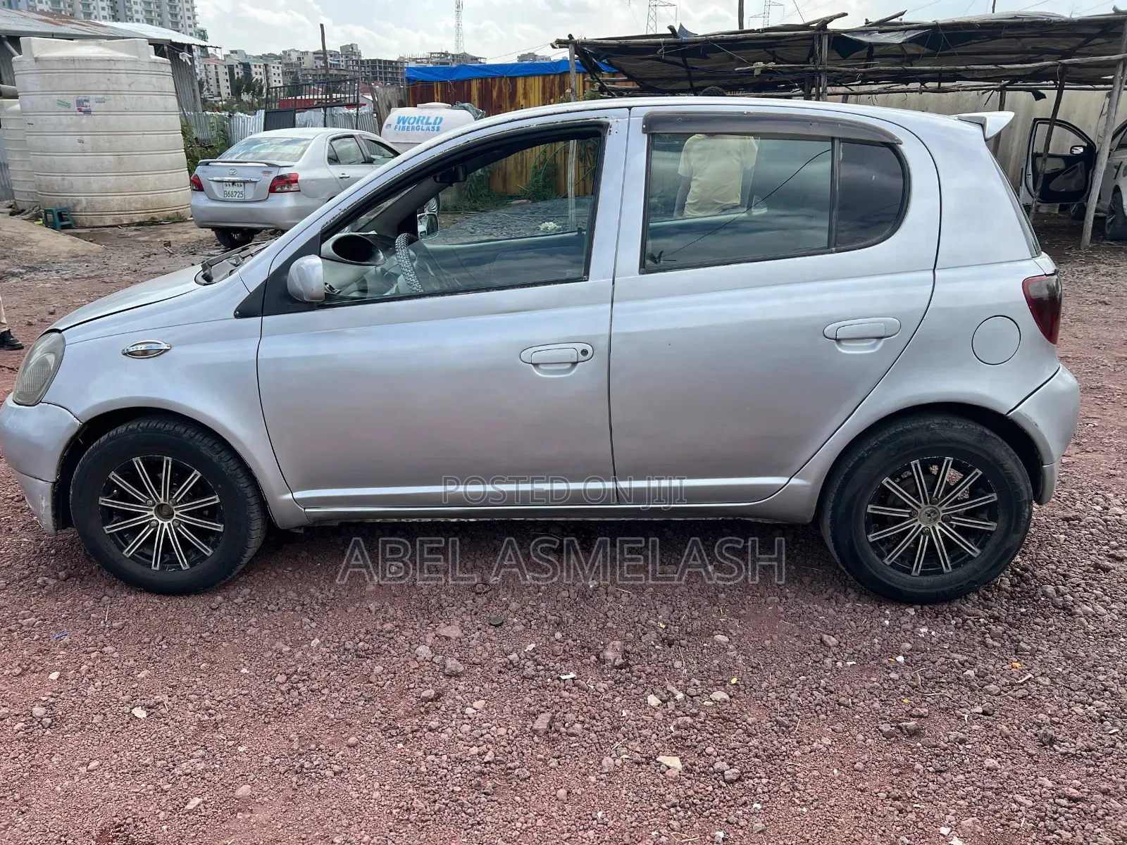Toyota Vitz 2001 Silver