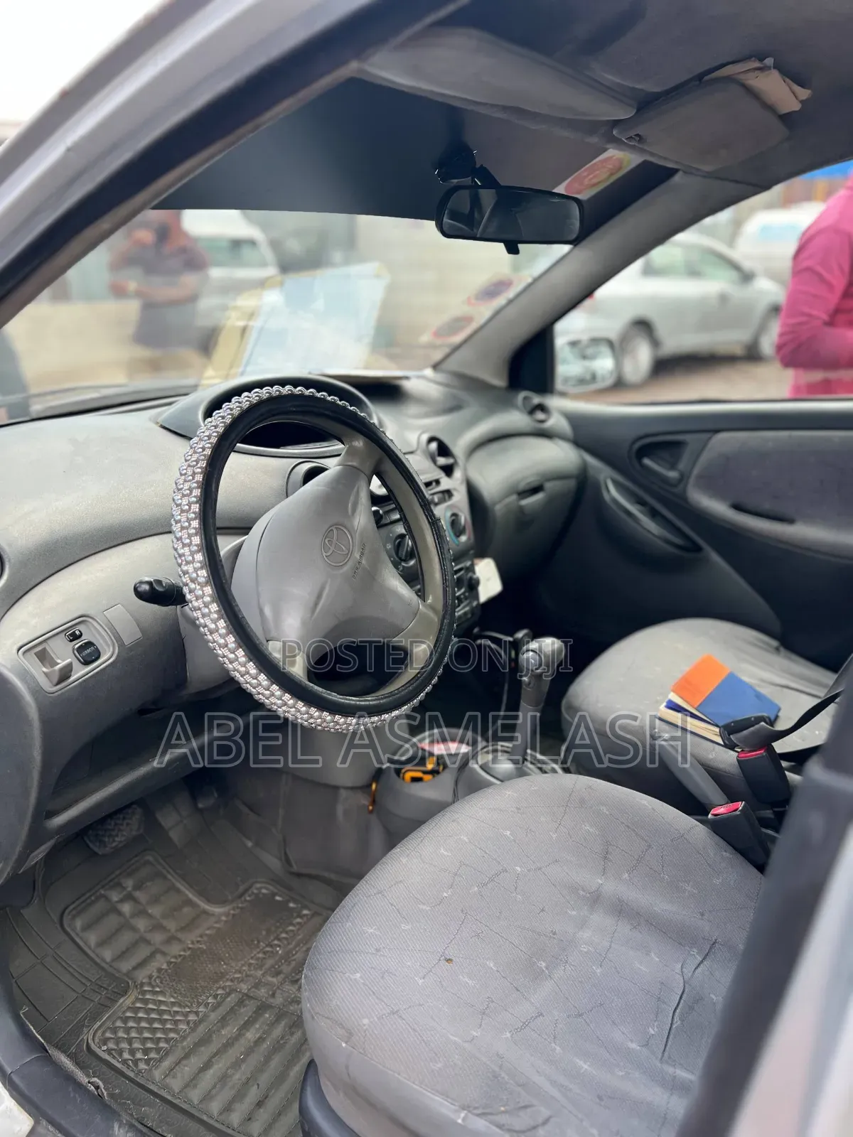 Toyota Vitz 2001 Silver