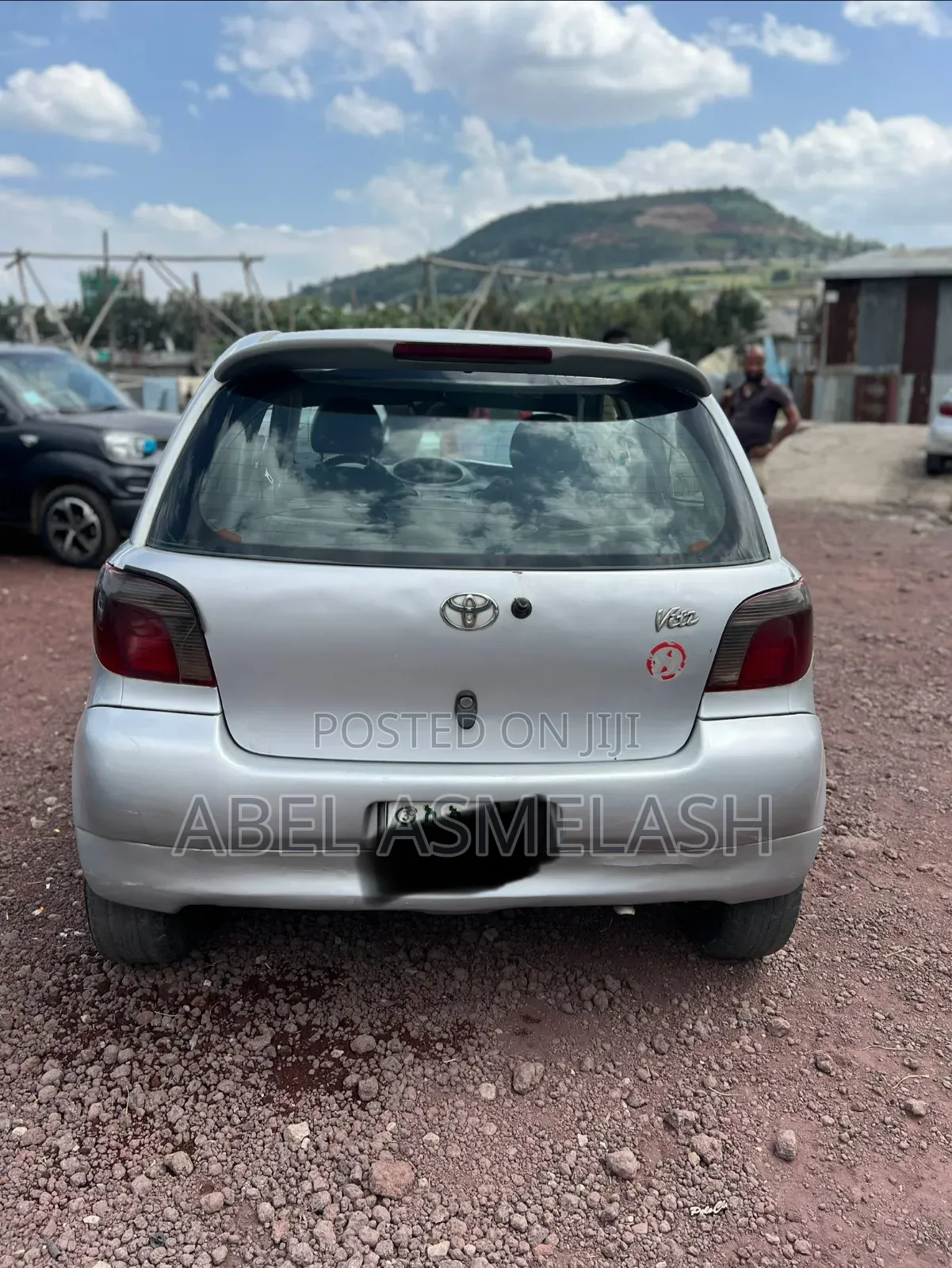 Toyota Vitz 2001 Silver
