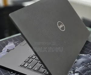 New Laptop Dell Inspiron 14 7400 8GB Intel Core i7 SSD 512GB