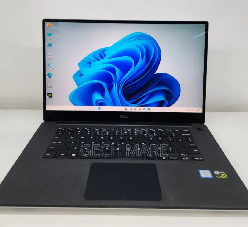 New Laptop Dell XPS 15 16GB Intel Core i7 SSD 512GB