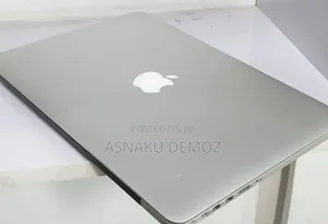New Laptop Apple MacBook Pro 2015 16GB Intel Core i7 SSD 512GB