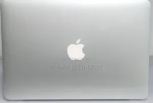 New Laptop Apple MacBook Pro 2015 16GB Intel Core i7 SSD 512GB