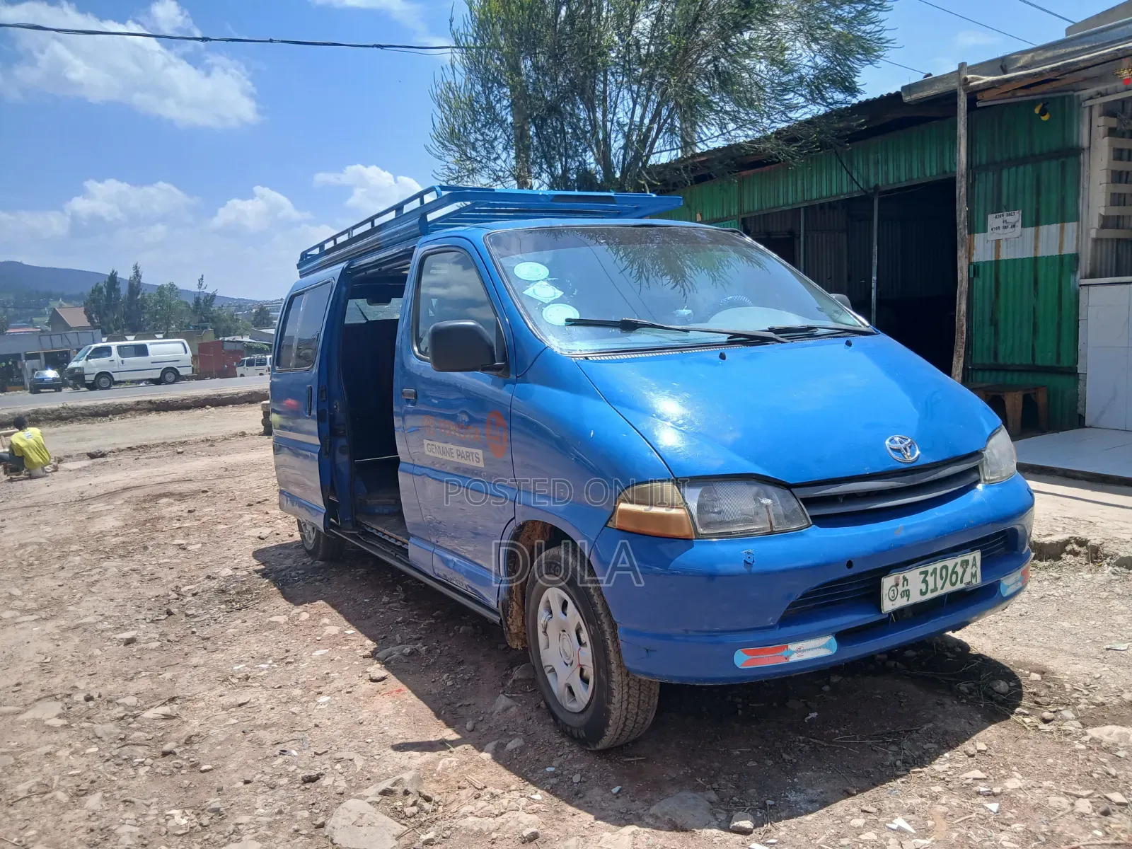 Toyota Coaster 2000 Blue