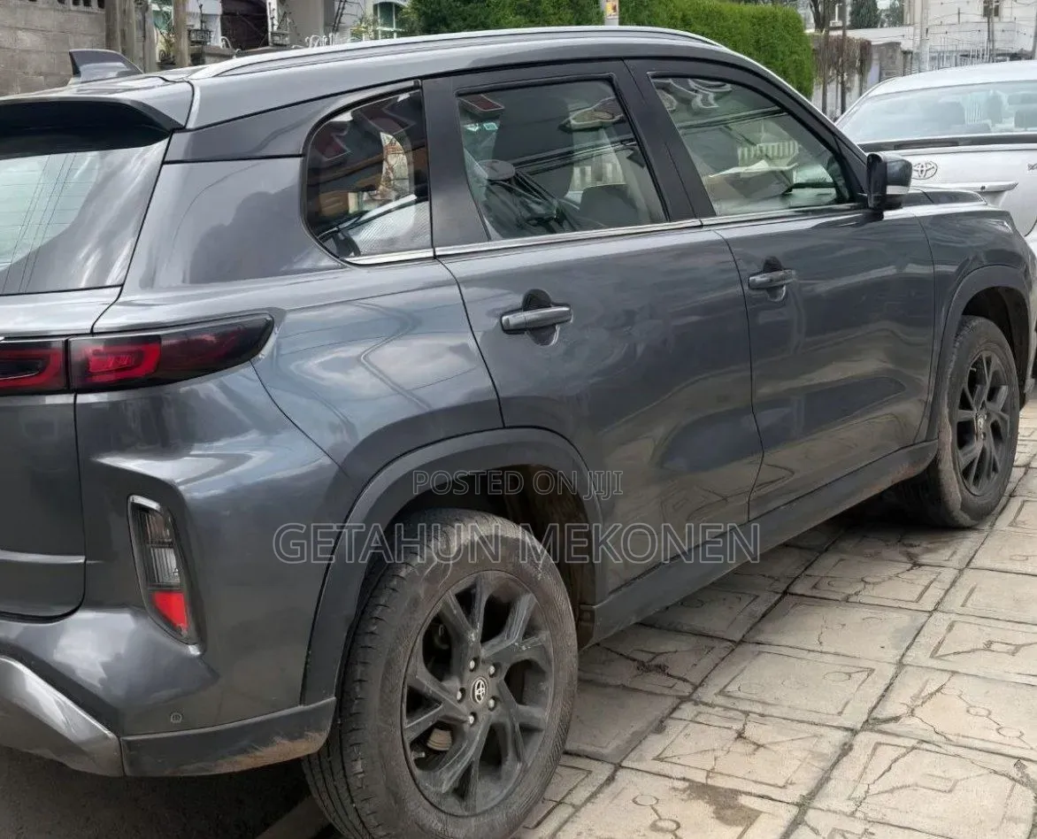Suzuki Grand Vitara 2024 Gray