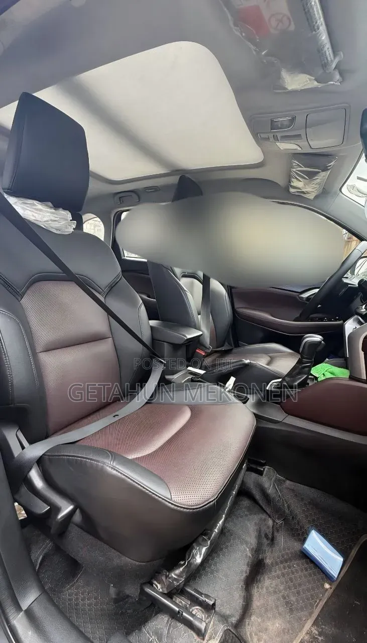 Suzuki Grand Vitara 2024 Gray