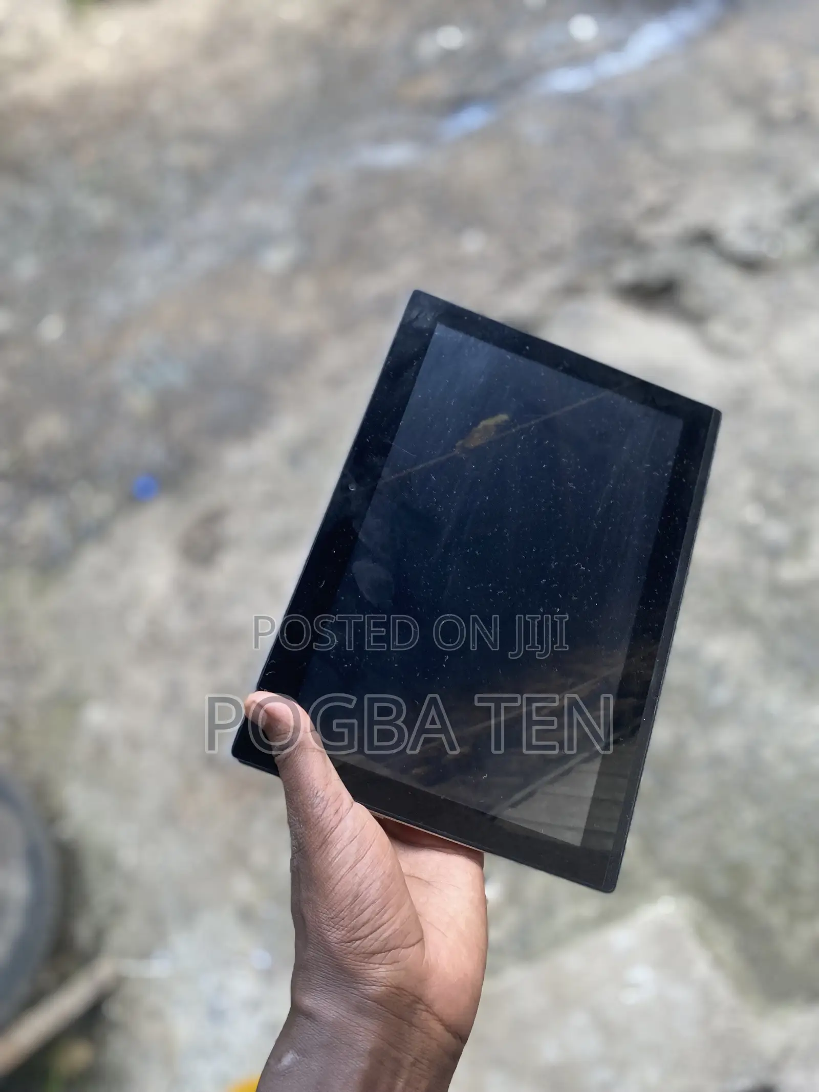 Laptop Lenovo 4GB Intel Atom SSD 128GB