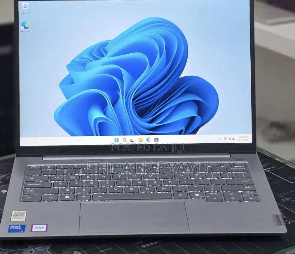 New Laptop Lenovo Thinkbook 14 16GB Intel Core 5 SSD 512GB