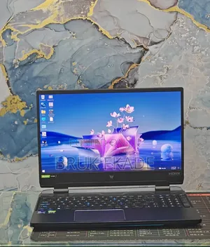 New Laptop Acer Predator Helios 300 16GB Intel Core i9 SSD 512GB