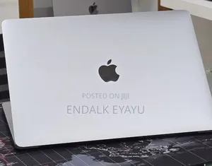New Laptop Apple MacBook Pro 2021 M1 8GB Apple M1 Pro SSD 256GB