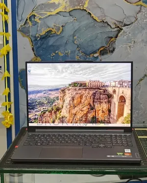 New Laptop Lenovo Legion 5 16GB AMD Ryzen 7 SSD 1T