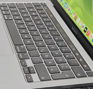 New Laptop Apple MacBook Pro 2021 M1 8GB Apple M1 Pro SSD 256GB