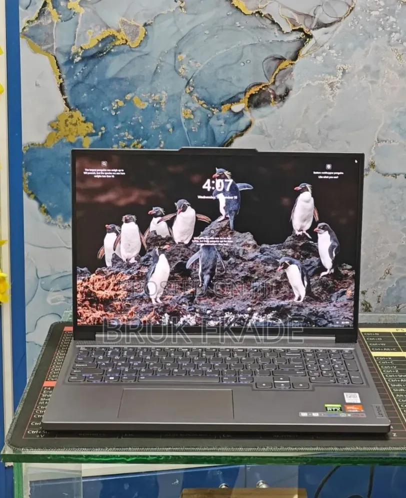 New Laptop Lenovo Legion 5 16GB AMD Ryzen 7 SSD 1T