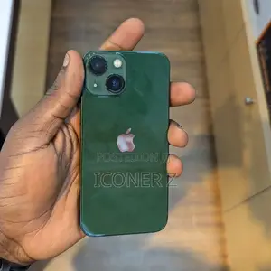 New Apple iPhone 13 128 GB Green