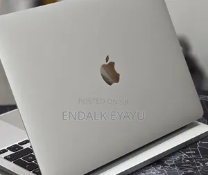 New Laptop Apple MacBook Pro 2020 32GB Intel Core i7 SSD 512GB