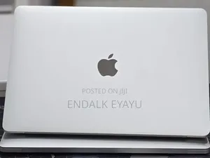 New Laptop Apple MacBook Pro 2020 32GB Intel Core i7 SSD 512GB