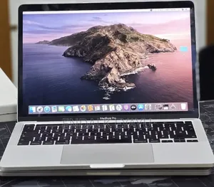 New Laptop Apple MacBook Pro 2020 32GB Intel Core i7 SSD 512GB