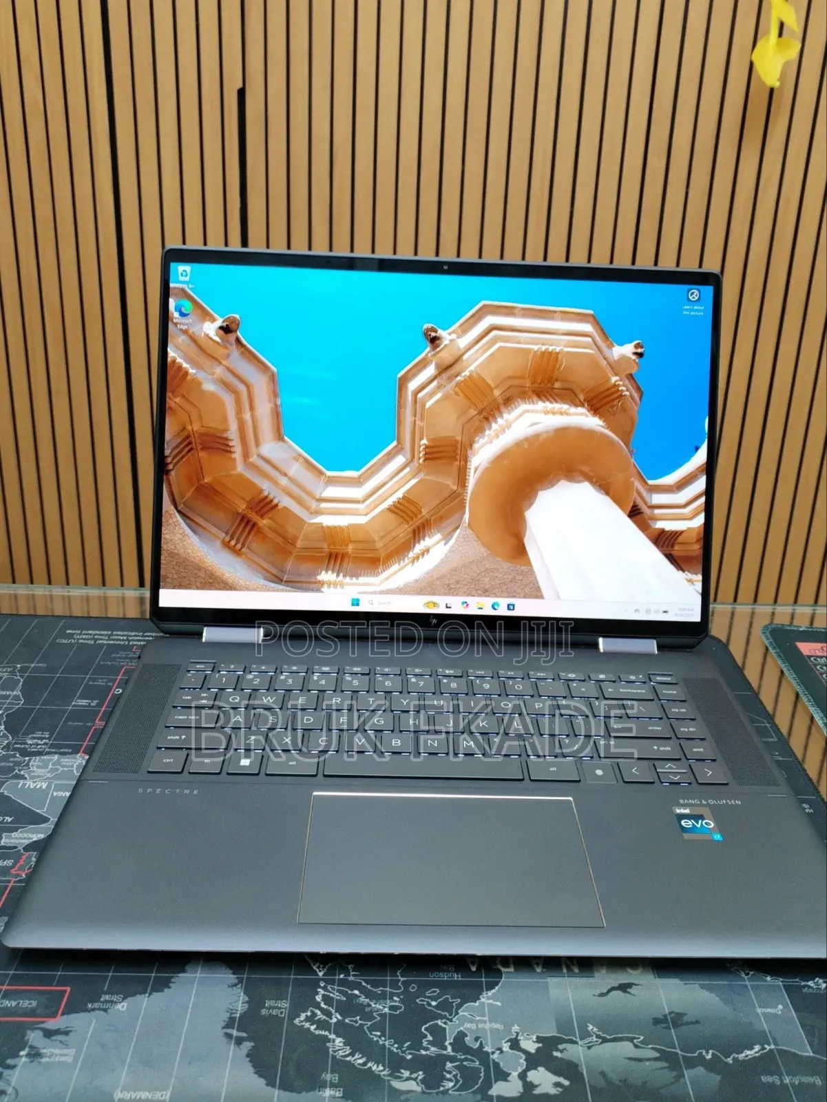 New Laptop HP Spectre X360 16GB Intel Core i7 SSD 512GB