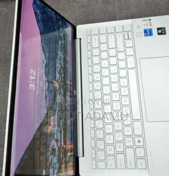 New Laptop HP Pavilion 15 16GB Intel SSD 512GB