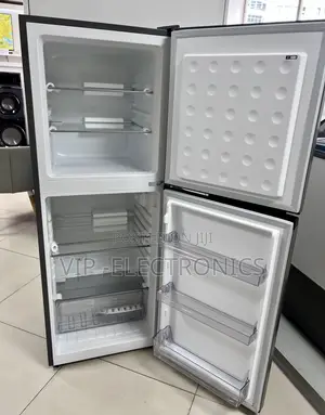 LG Refrigerator 182 – Energy Saving, Stylish Silver Finish