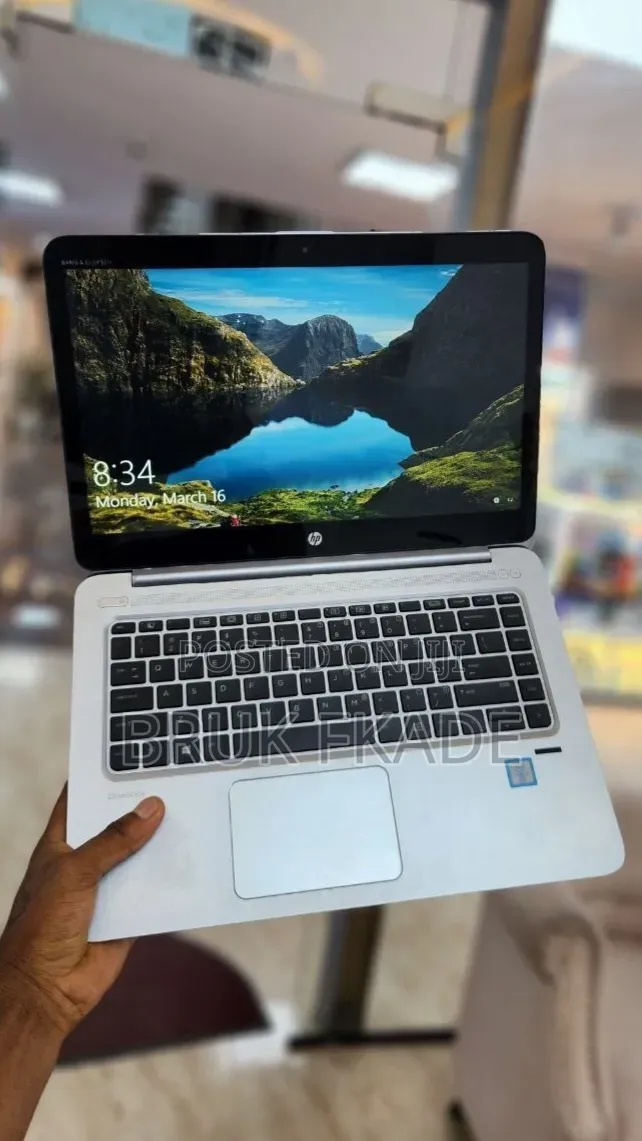 New Laptop HP EliteBook 1040 G3 8GB Intel Core i5 SSD 512GB