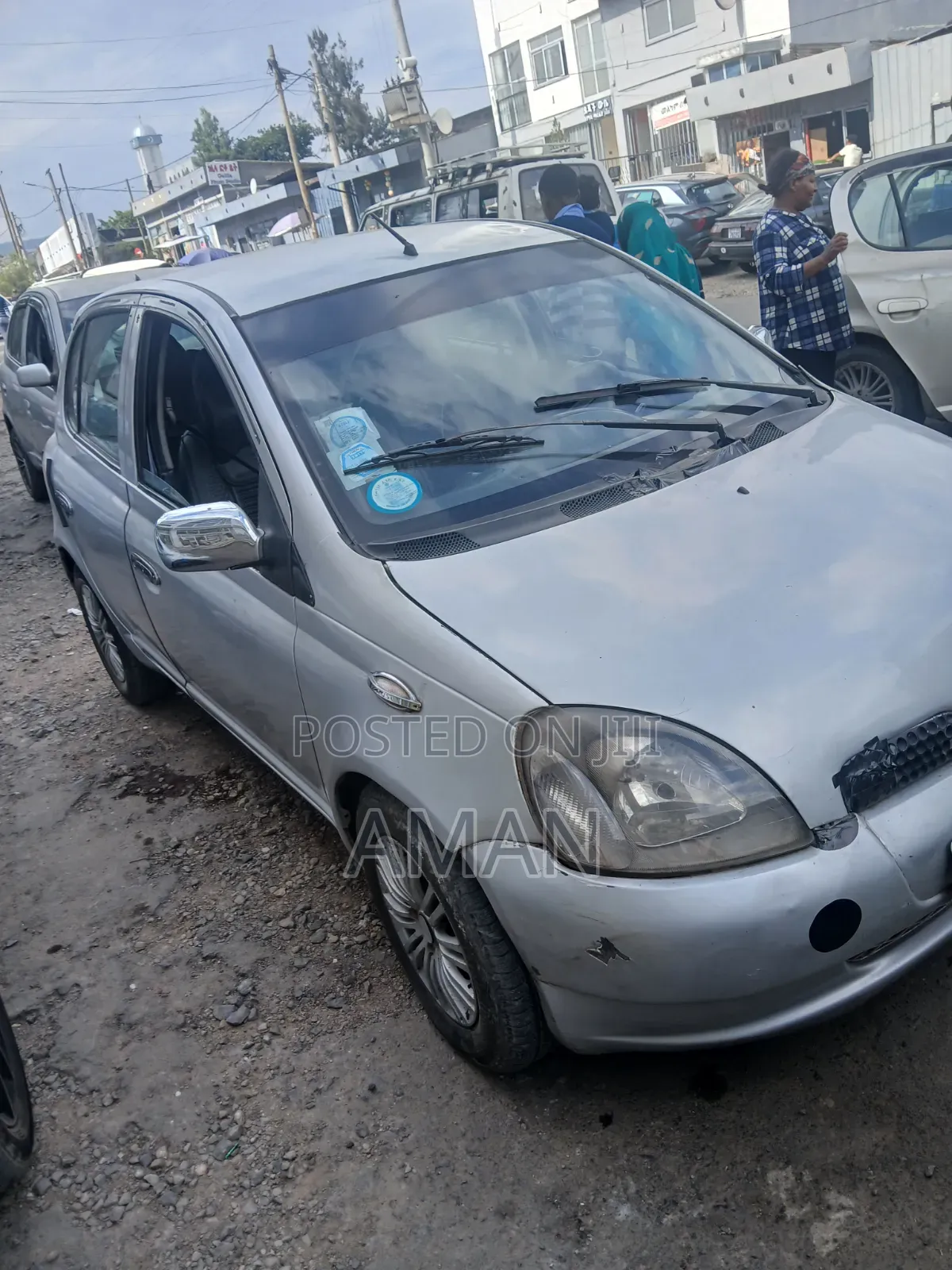 Toyota Vitz 2001 Silver
