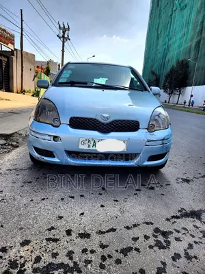 Toyota Vitz 1.0 FWD 3dr 2004 Blue
