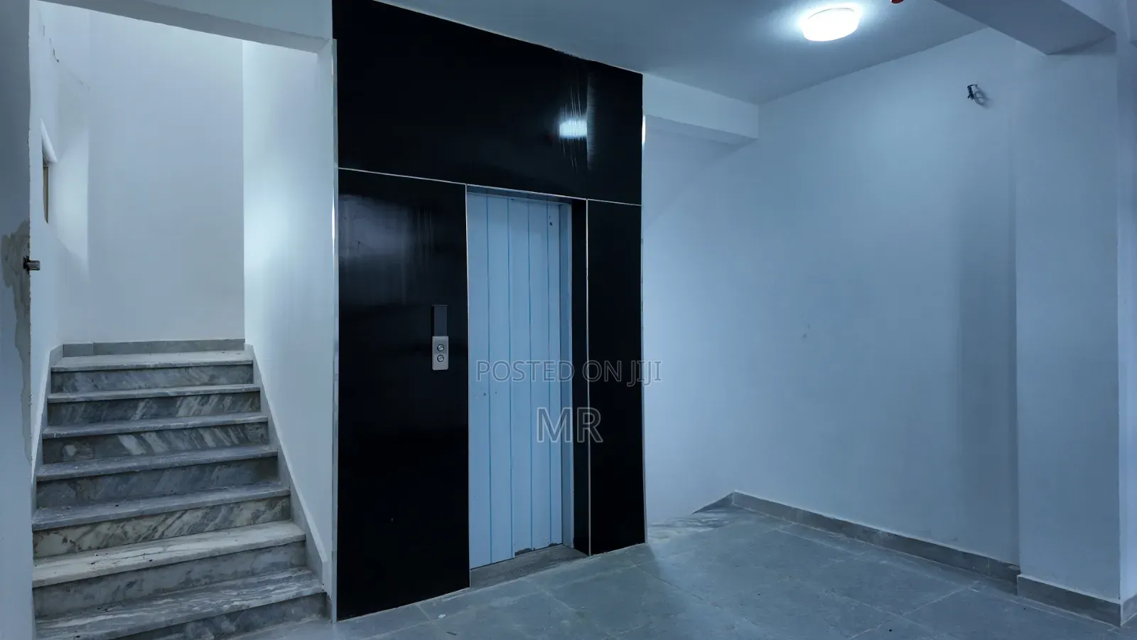 3bdrm Apartment in Arada for sale