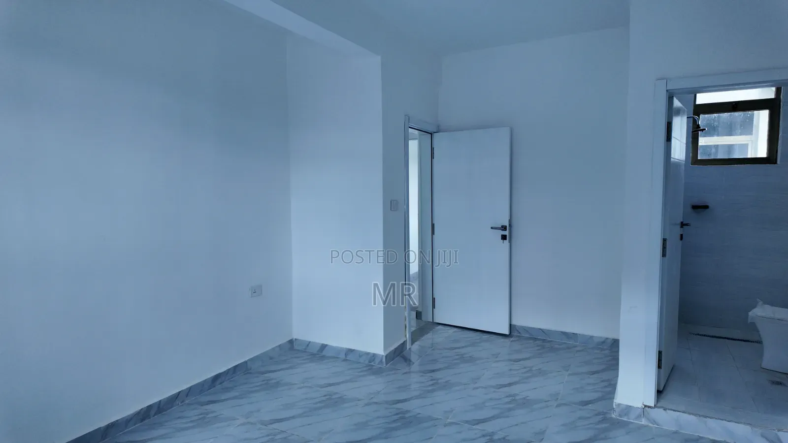 3bdrm Apartment in Arada for sale