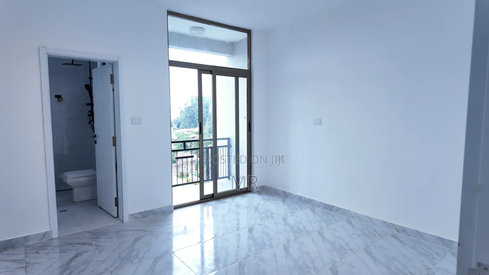 3bdrm Apartment in Arada for sale