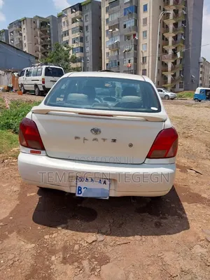 Toyota Platz 2001 White