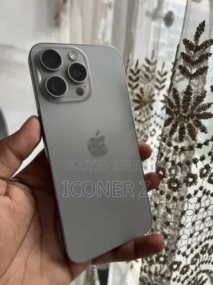 Apple iPhone 15 Pro Max 256 GB Graphite